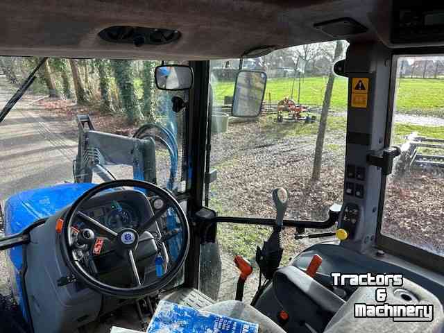 Tractors New Holland TL100A