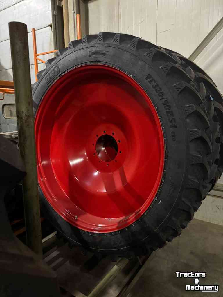 Wheels, Tyres, Rims & Dual spacers  320/90R54 & 320/85R38