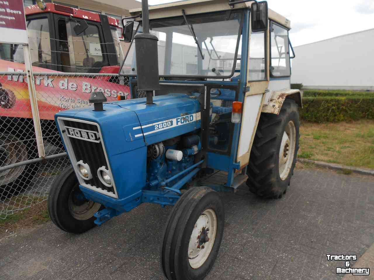 Tractor Ford 2600