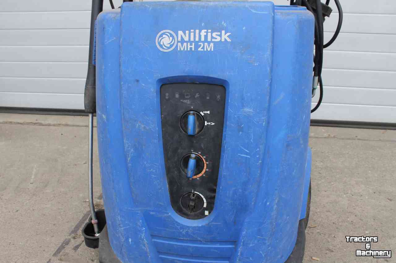 High-pressure cleaner, Hot / Cold Nilfisk MH 2M heetwater hogedrukreiniger stoomcleaner
