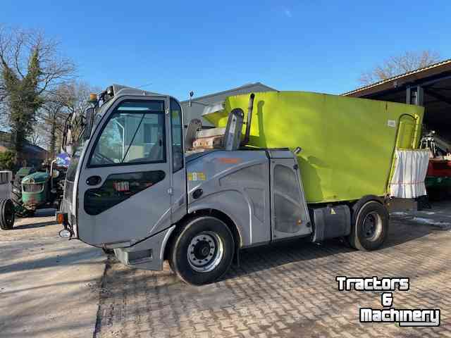 Self-propelled feed mixer Storti Doberman 20