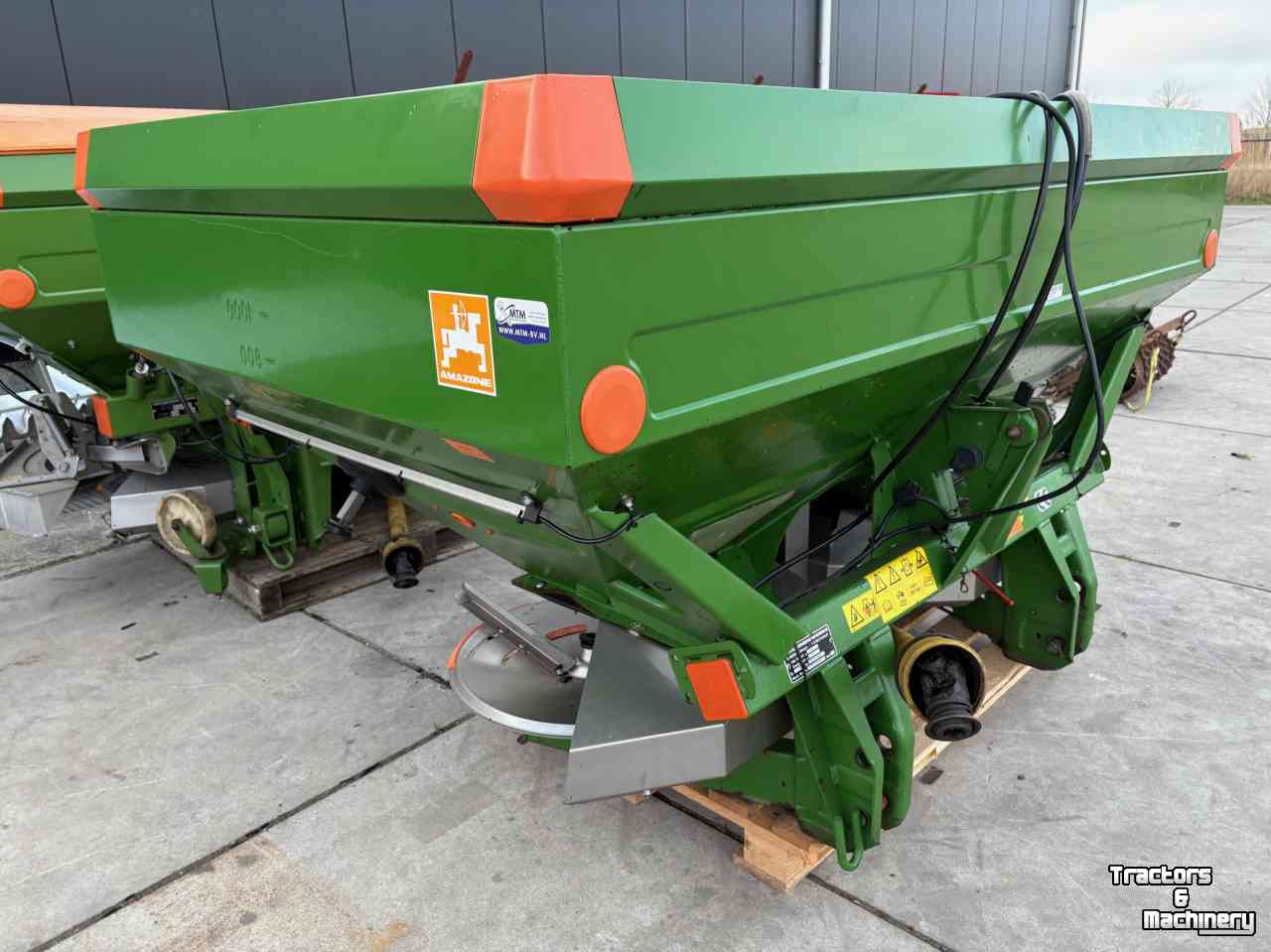 Fertilizer spreader Amazone ZA-M 1500
