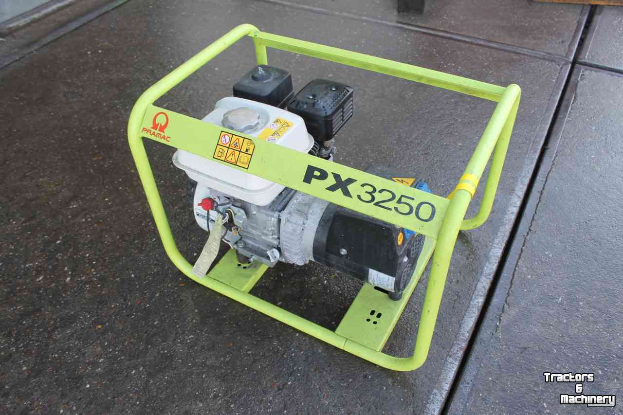 Aggregates  Pramac PX3250 generator aggregaat 230 volt Honda benzinemotor