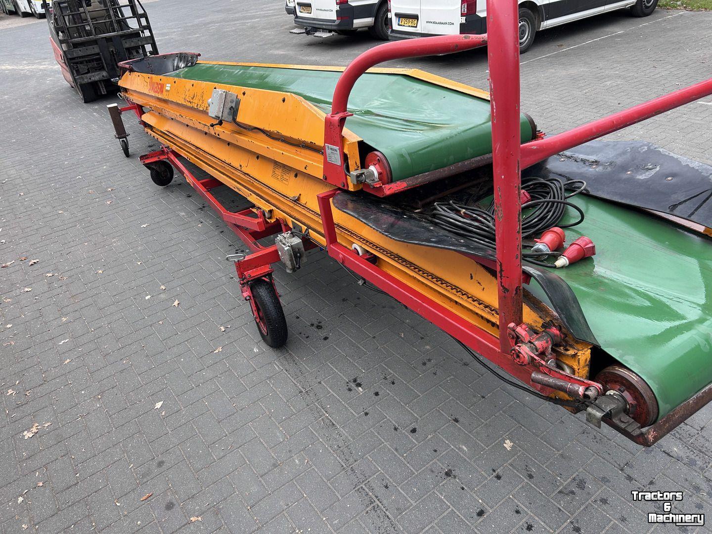 Telescopic conveyor Miedema TAT 120-70