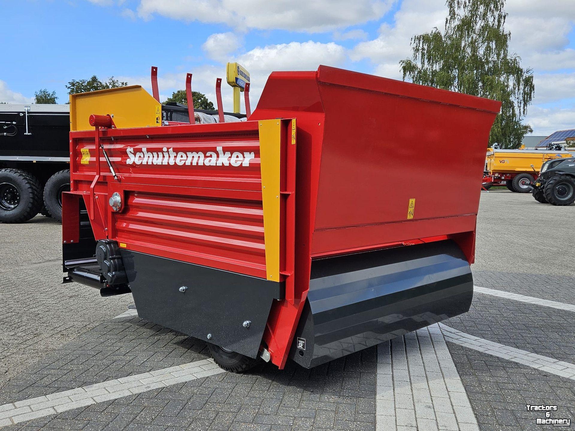 Silage-block distribution wagon Schuitemaker Amigo 20S