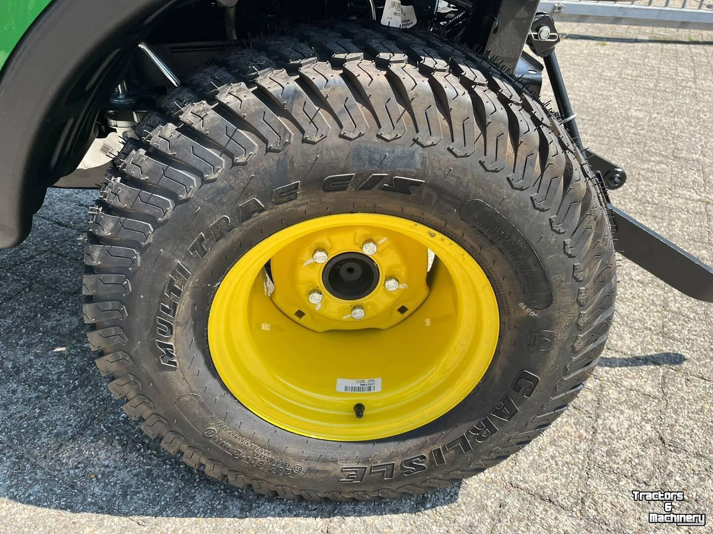 Small-track Tractor John Deere 1026R