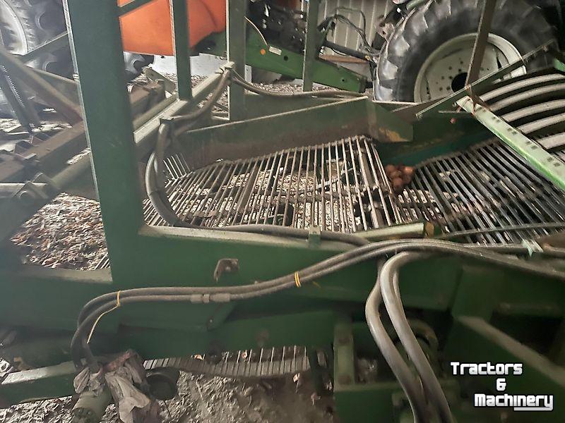 Potato harvester Krakei Krakei rooier met ford 7610