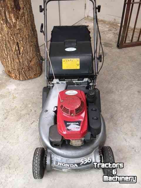 Push-type Lawn mower Honda HRD 536 Rol/wals Maaier