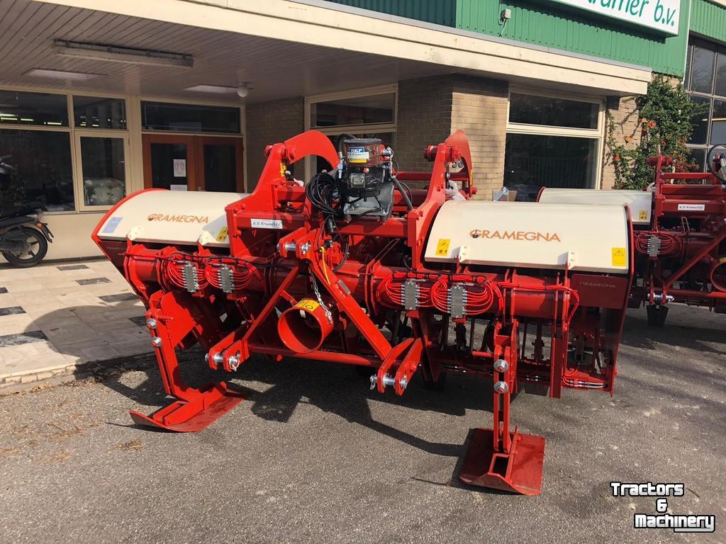 Other tillage machinery and accessories Gramegna optioneel met hef en smeersysteem