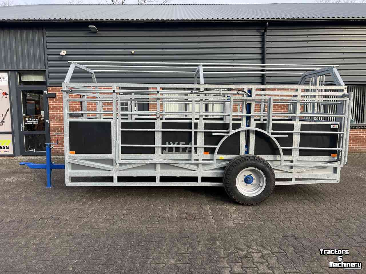 Livestock trailer  JYFA NHY500