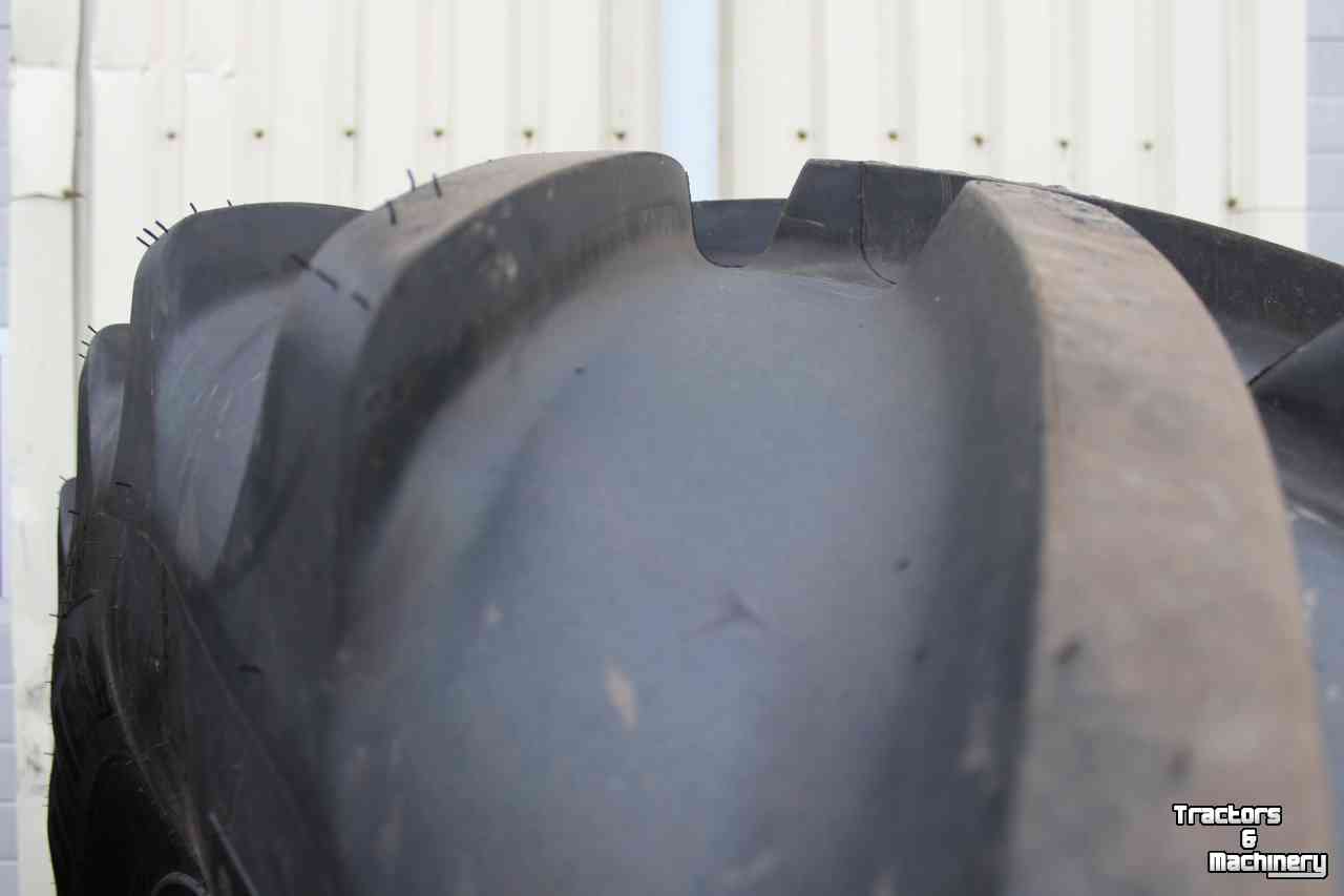 Wheels, Tyres, Rims & Dual spacers Michelin 650/65R38 Multibib trekkerbanden achterbanden wielen velgen tractorbanden 8-gaats