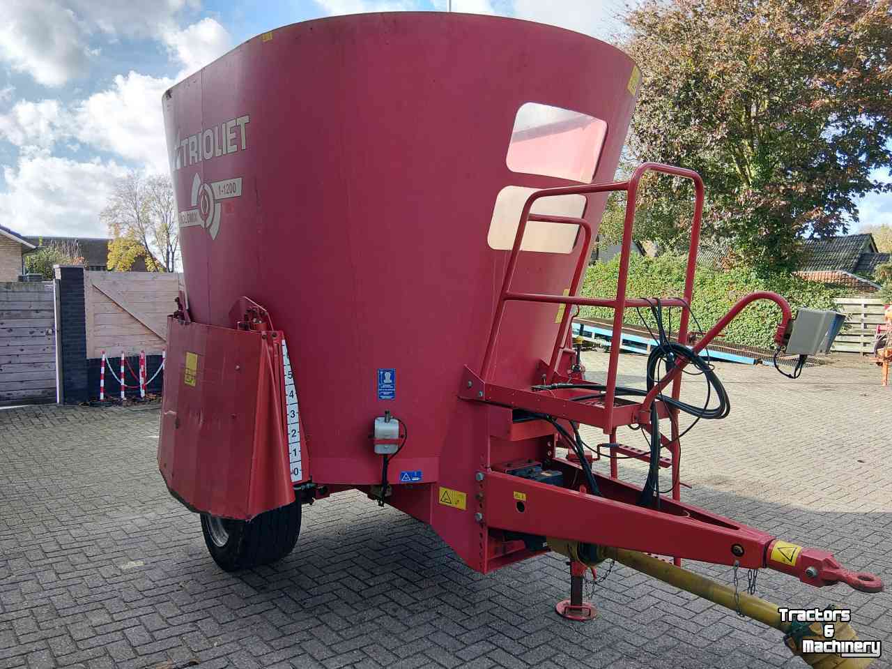 Feed mixer Trioliet Solomix 1-1200 Voermengwagen
