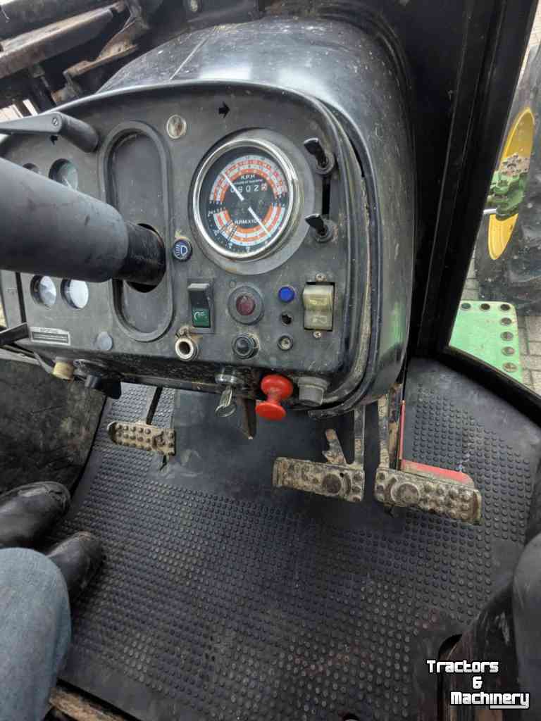Tractor John Deere 4240 S