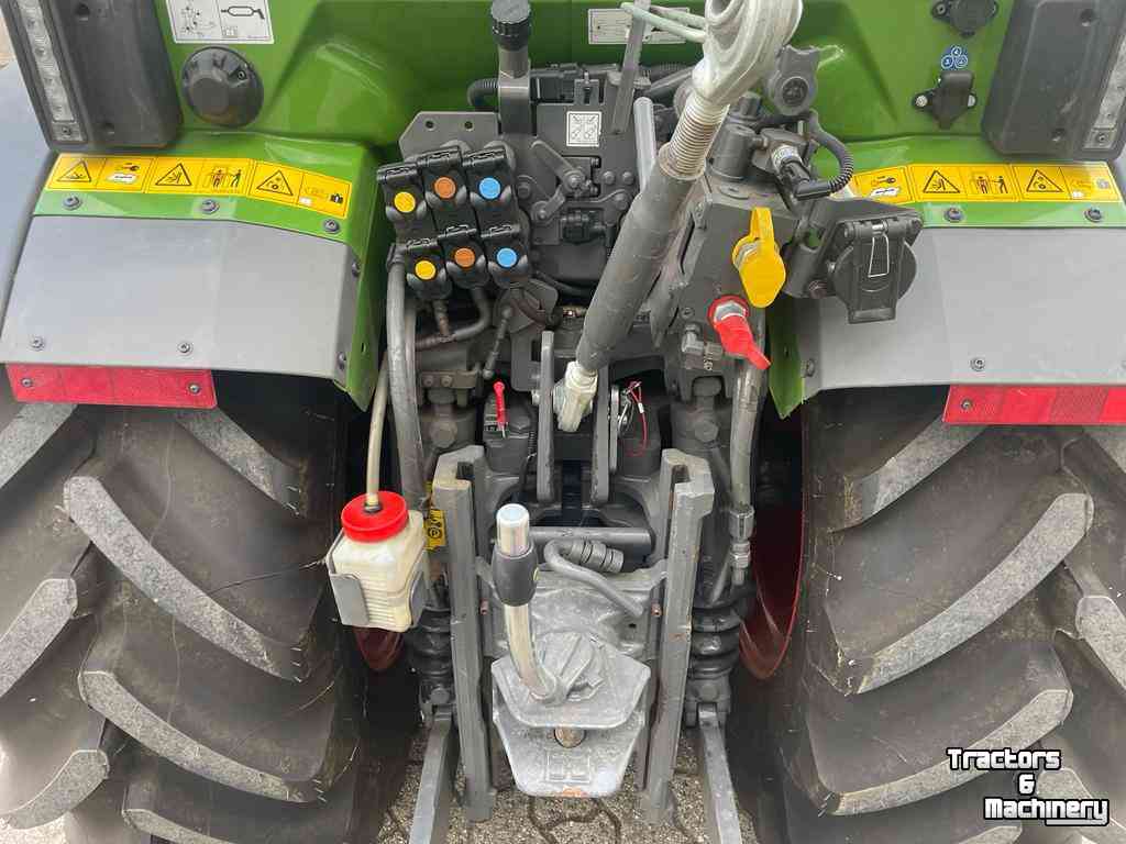 Small-track Tractors Fendt 211 V Vario Gen3 ProfiPlus setting 2