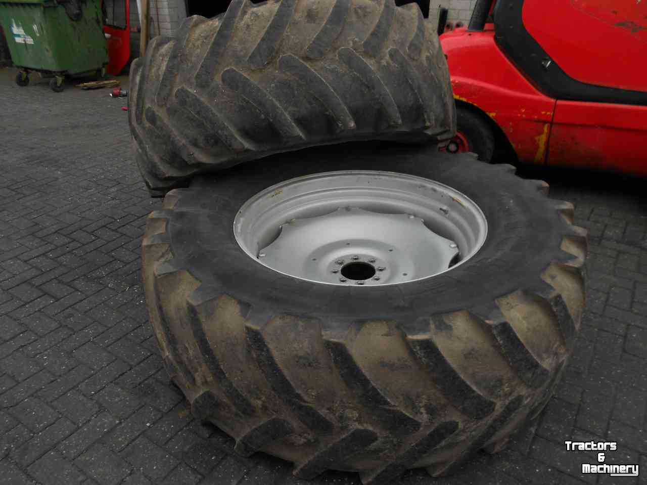 Wheels, Tyres, Rims & Dual spacers Michelin 650/65r38 xm108