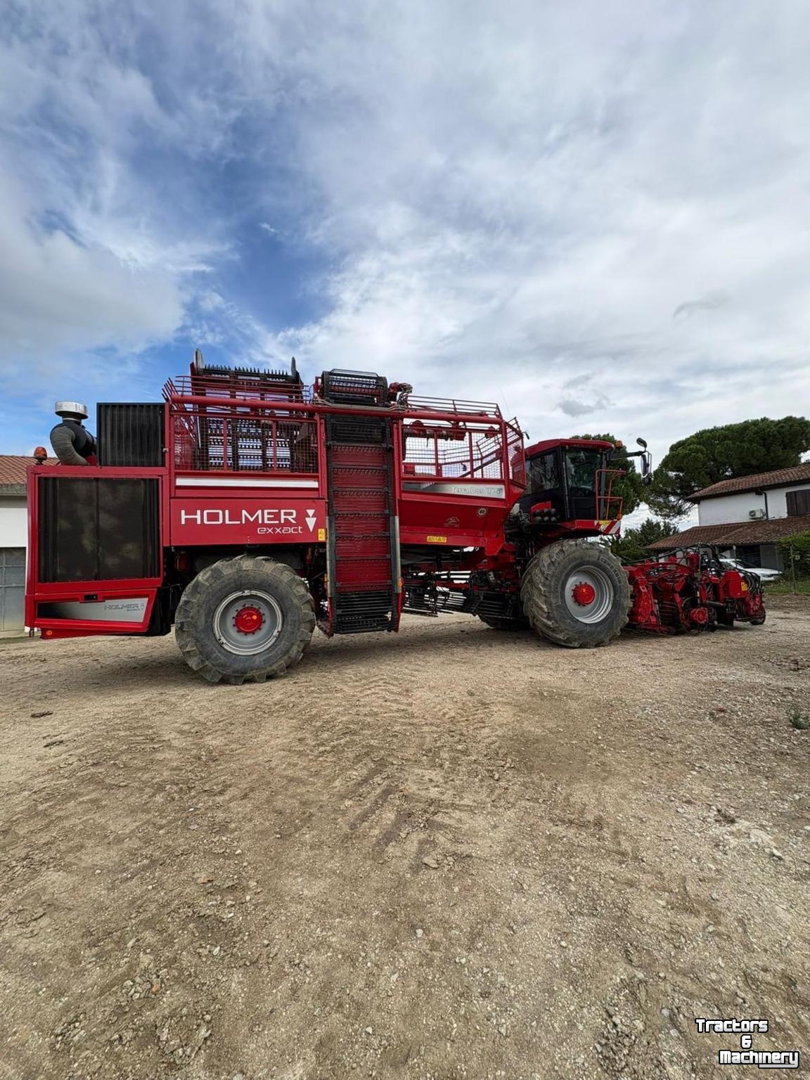 Sugar beet harvester Vervaet Holmer T4-30