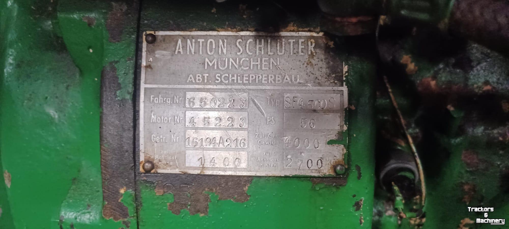 Small-track Tractor Holder a 40