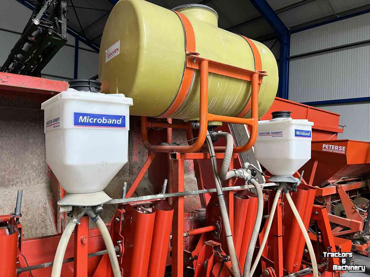Potato planter Kverneland UN3200 |Underhaug | Bekerpootmachine