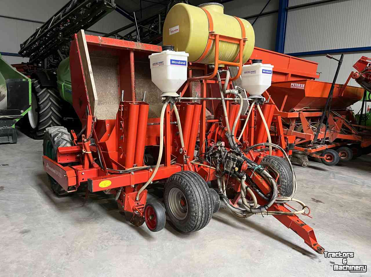 Potato planter Kverneland UN3200 |Underhaug | Bekerpootmachine