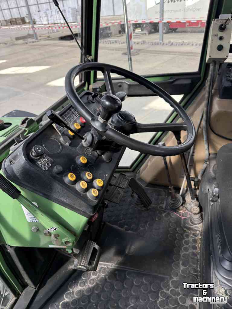 Tractor Fendt Farmer 307 LSA turboMATIK