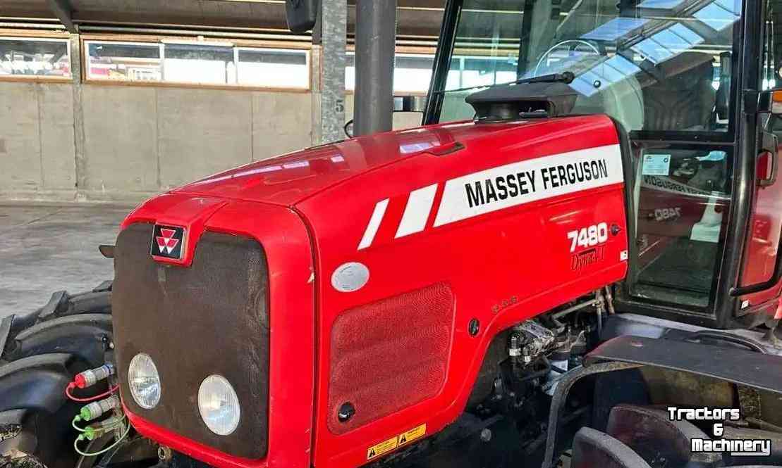 Tractors Massey Ferguson 7480 Dyna VT Tractor