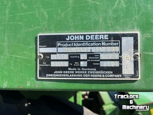 Forage-harvester John Deere 6710