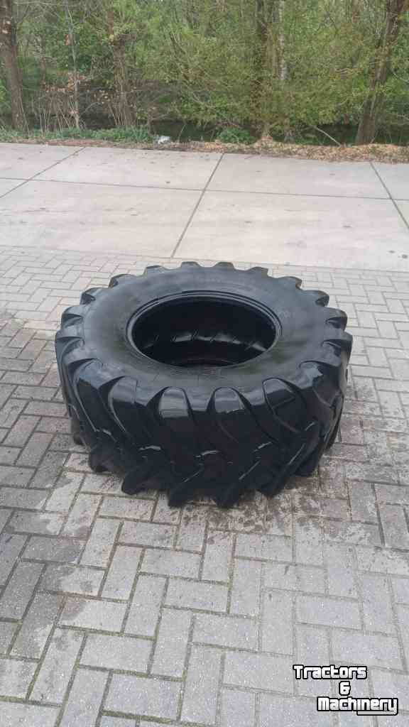 Wheels, Tyres, Rims & Dual spacers Michelin 500/70R24 xm37