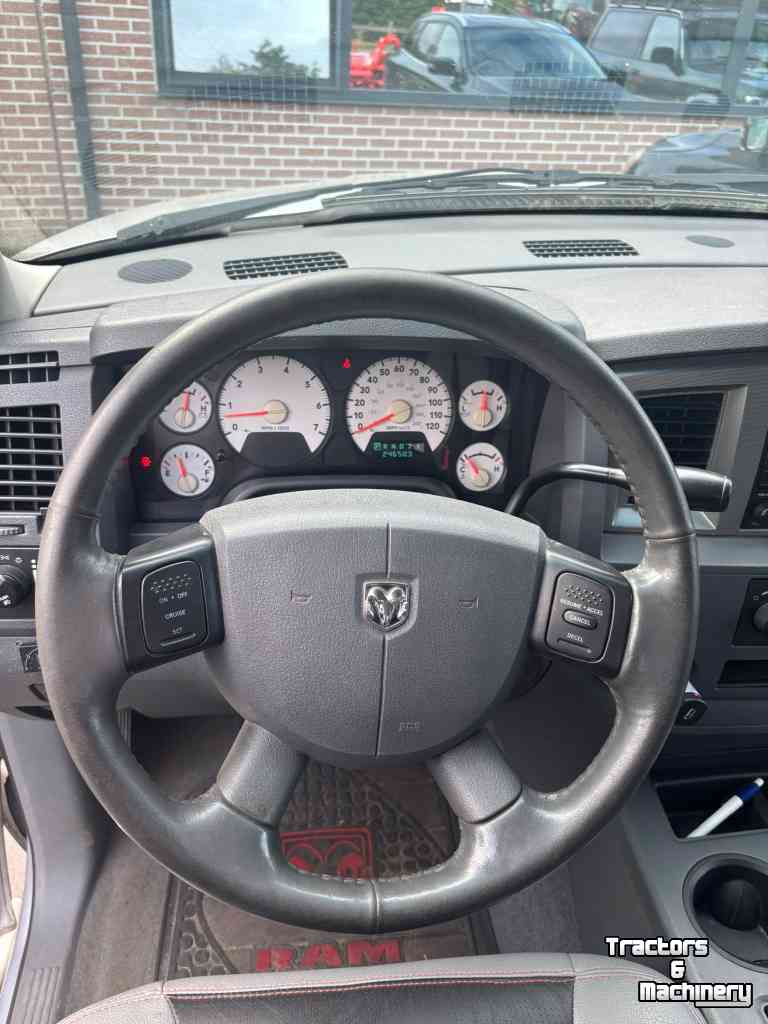 Other transport and industrial equipment and accessories  Dodge ram 1500 Quad Cab