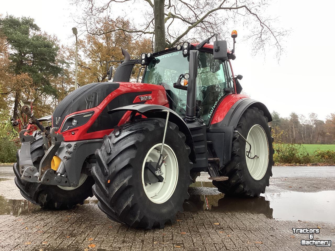 Tractor Valtra T234A