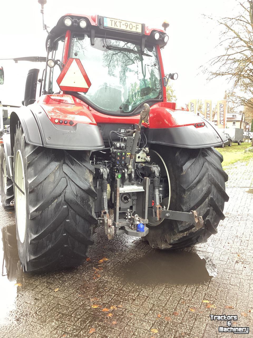 Tractor Valtra T234A
