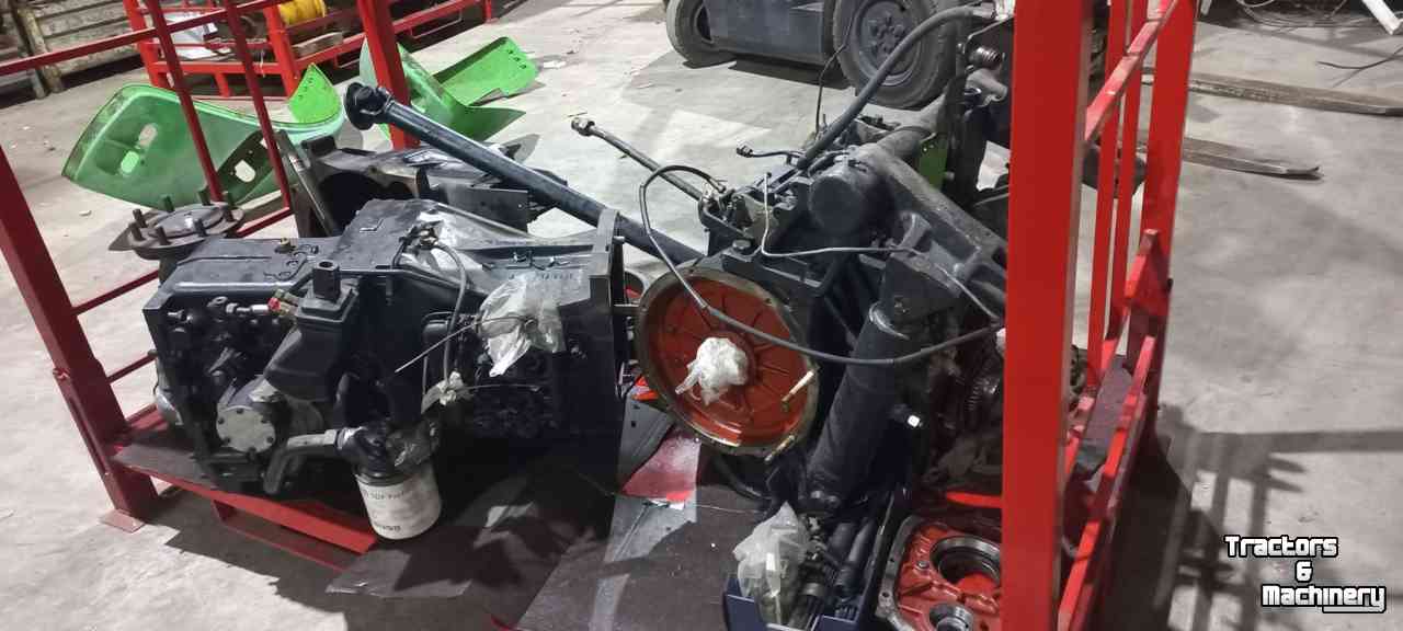 Used parts for tractors Deutz-Fahr Agrotron onderdelen