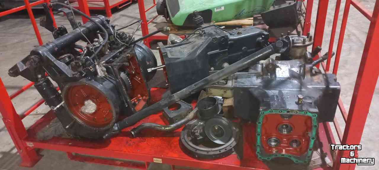 Used parts for tractors Deutz-Fahr Agrotron onderdelen