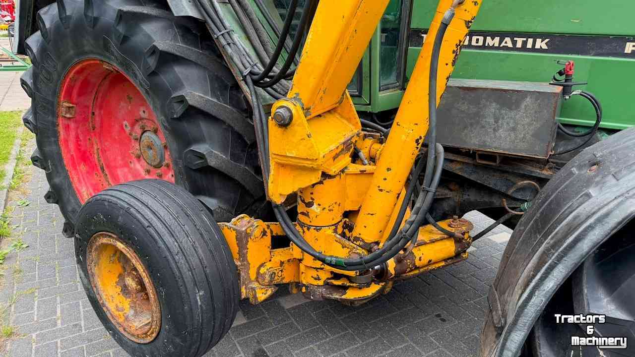 Tractor Fendt 311 LSA met Herder maaiarm