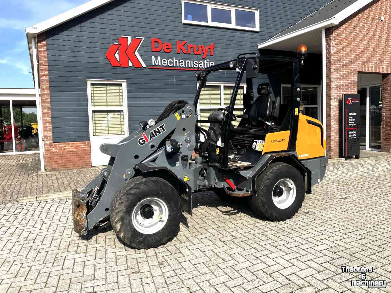 Wheelloader Giant V4502T