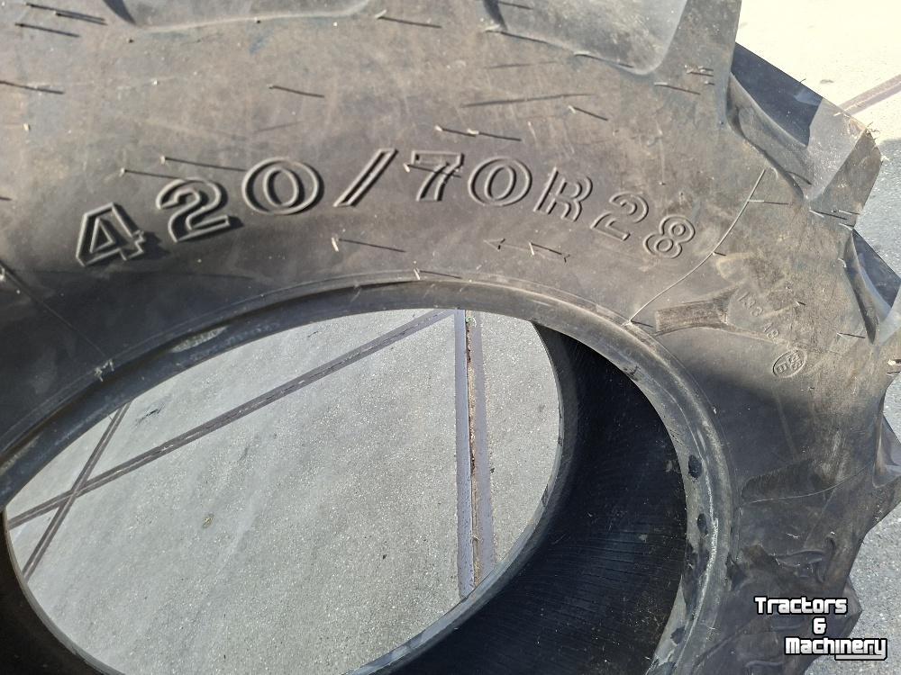 Wheels, Tyres, Rims & Dual spacers Firestone 420/70R28