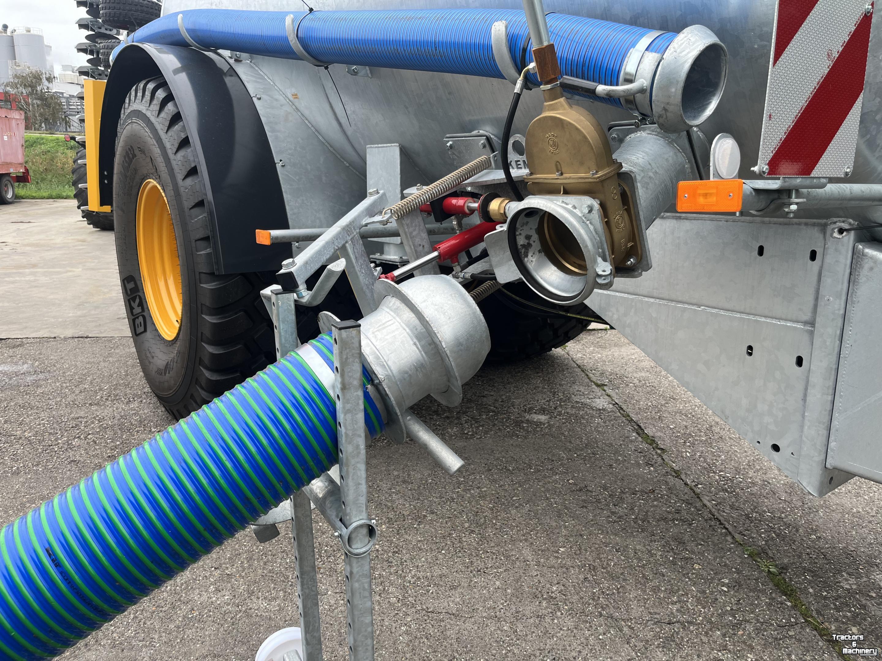 Slurry tank Slootsmid Solid 125 met SZB 720 bemester