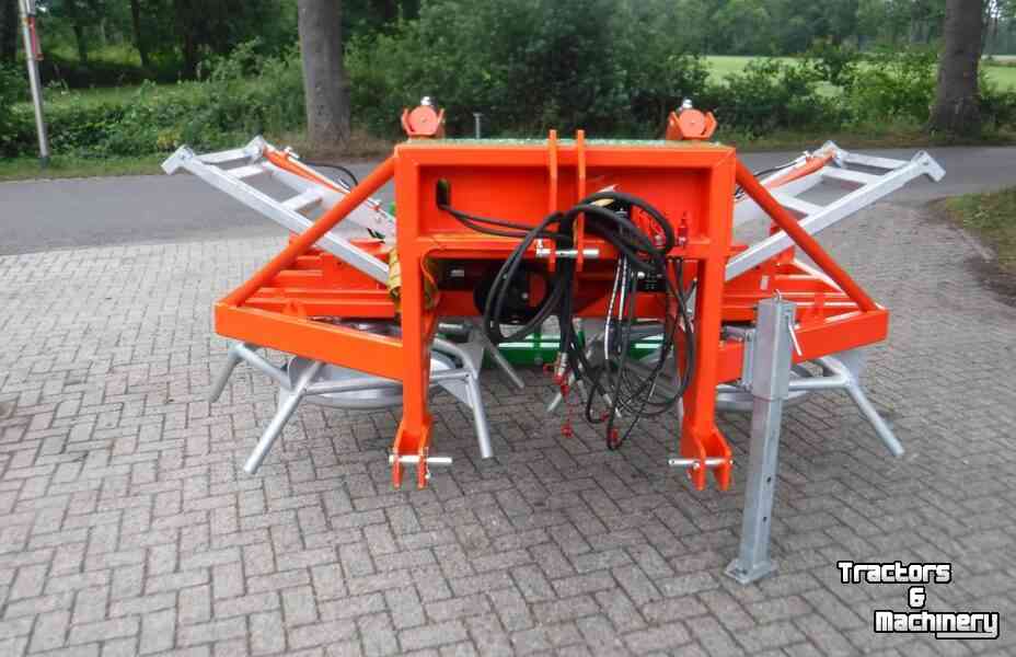 Silage spreader Holaras Jumbo G-HK-HUS Kuilverdeler