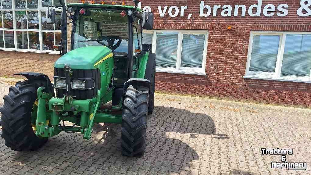 Tractor John Deere 5620