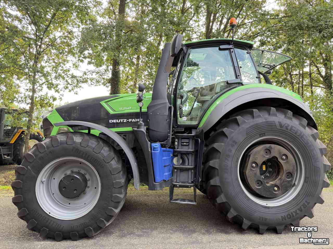 Tractor Deutz-Fahr Agrotron 9340 TTV