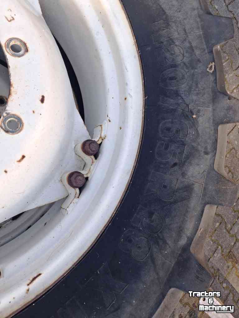 Wheels, Tyres, Rims & Dual spacers Michelin 420/65R28