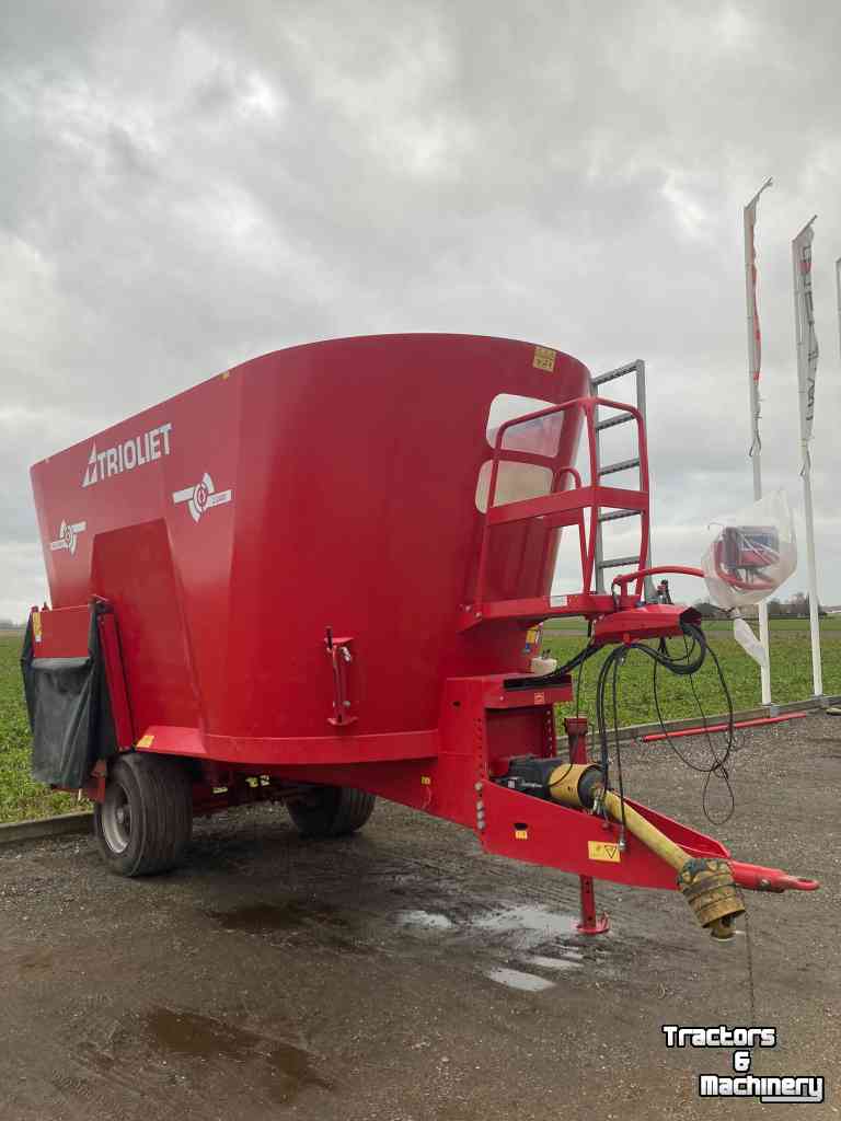 Vertical feed mixer Trioliet Silo-Mix S-240    -    432762