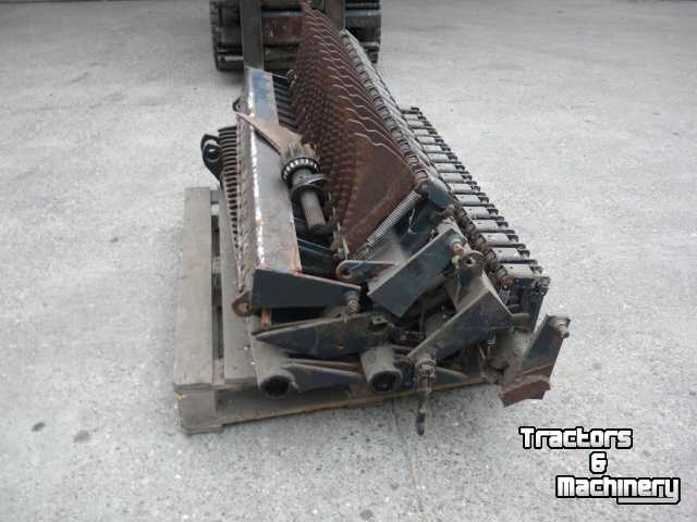 Self-loading wagon Deutz-Fahr Dubbele messen balk