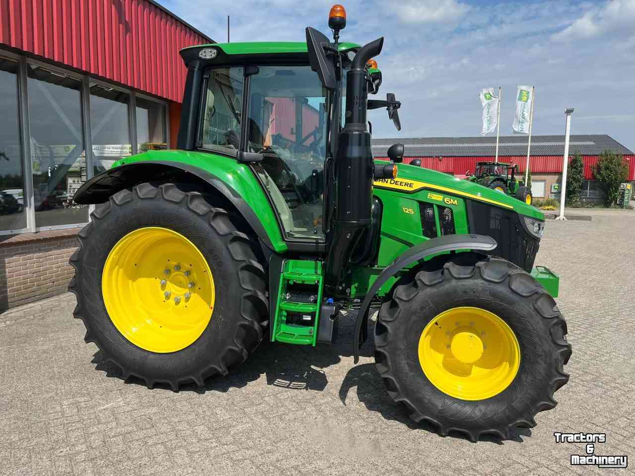 Tractor John Deere 6M 125