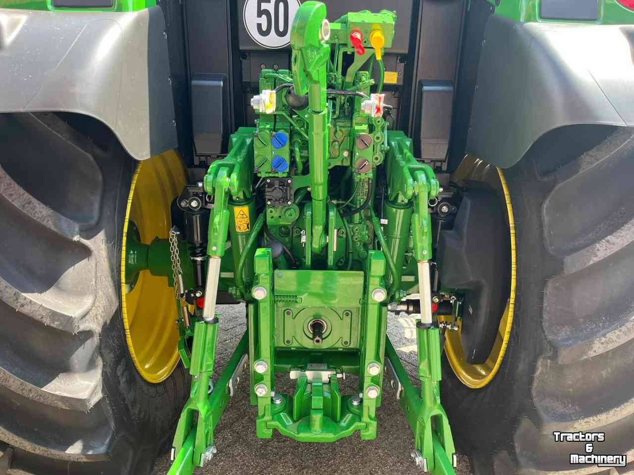 Tractor John Deere 6M 125