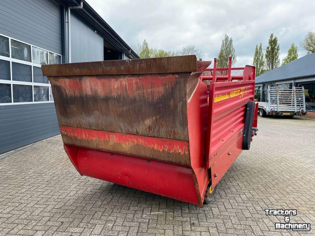 Silage-block distribution wagon Schuitemaker Amigo 30S