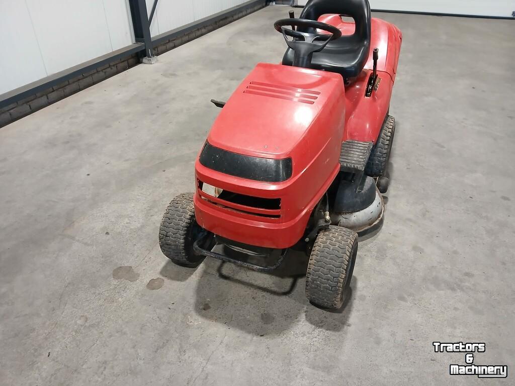 Ride-on mower Honda HF 2216