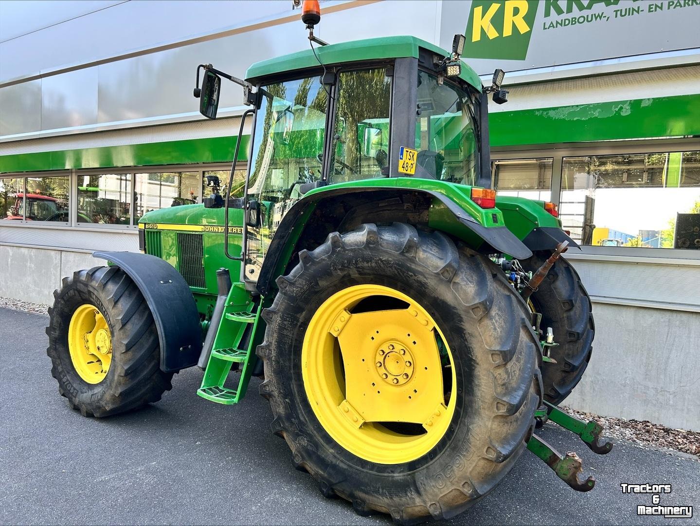 Tractor John Deere 6610