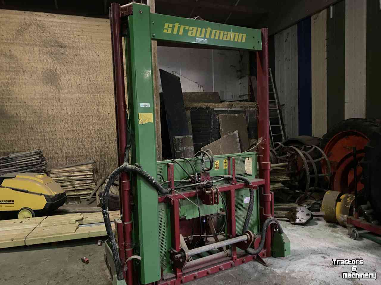 Silage block-cutter Strautmann Hydrofox HQ 2800 kuilvoersnijder / U snijder