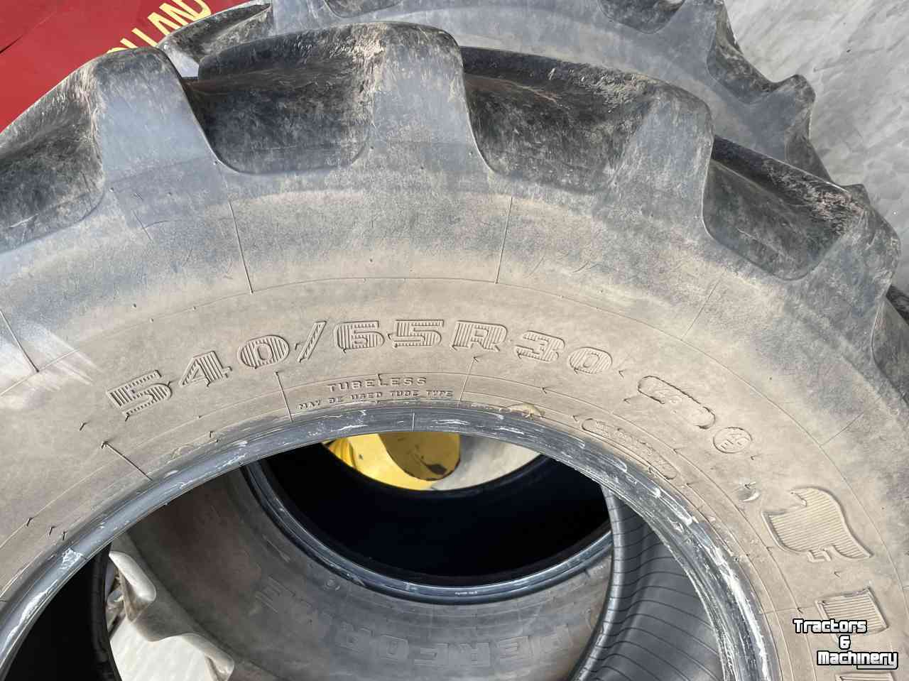 Wheels, Tyres, Rims & Dual spacers Firestone 580/70R42 60%