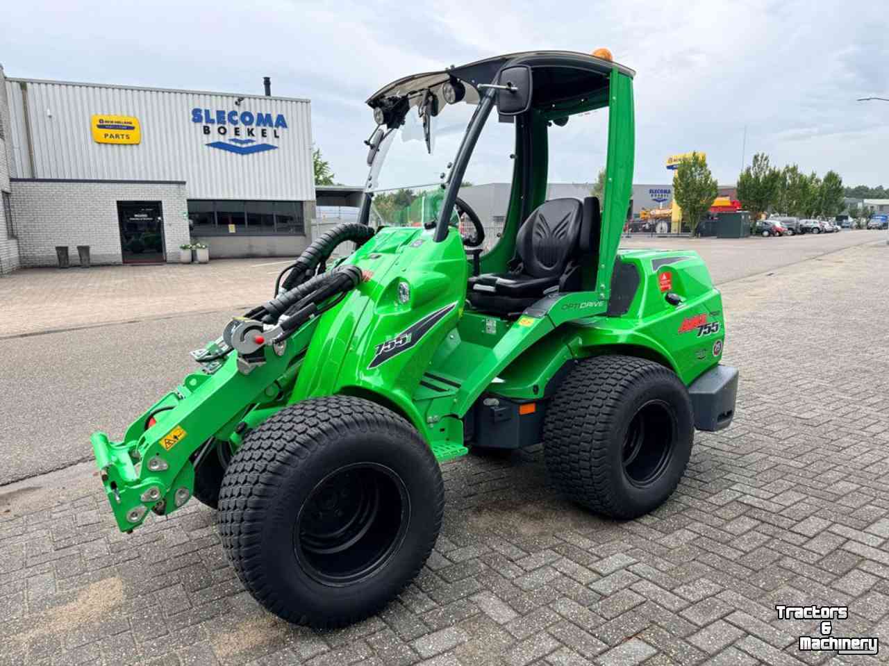 Wheelloader Avant 755i TDS Stage V Shovel